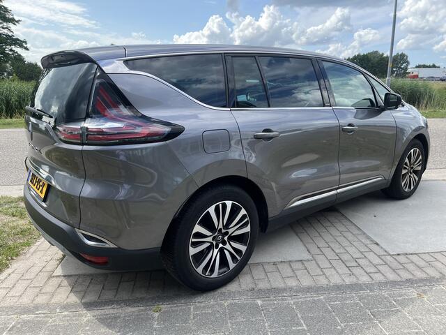 Renault ESPACE 1.6 dCi Initiale Paris 160 PK / 7-Persoons / Camera / Apple Carplay - Android Auto / PDC V+A / Stoelvwerw. / 4-Control / Panorma / 19'' LMV /