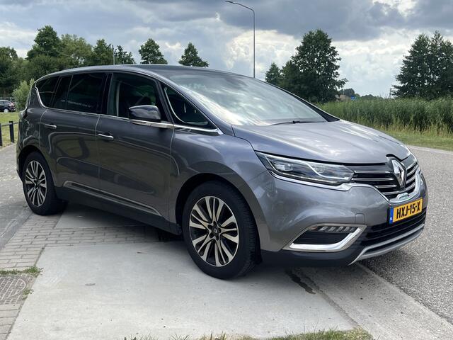 Renault ESPACE 1.6 dCi Initiale Paris 160 PK / 7-Persoons / Camera / Apple Carplay - Android Auto / PDC V+A / Stoelvwerw. / 4-Control / Panorma / 19'' LMV /