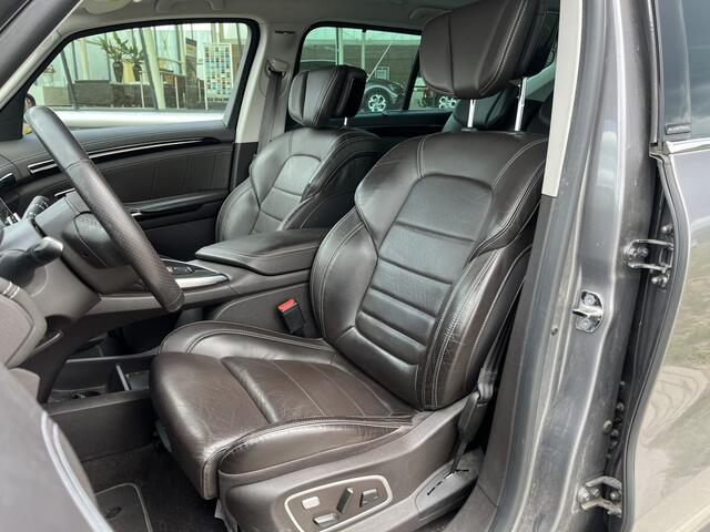 Renault ESPACE 1.6 dCi Initiale Paris 160 PK / 7-Persoons / Camera / Apple Carplay - Android Auto / PDC V+A / Stoelvwerw. / 4-Control / Panorma / 19'' LMV /