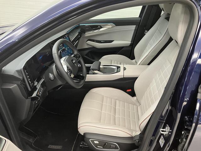 Renault ESPACE E-Tech full hybrid 200 iconic 5p. / Dealer onderhouden / Harman Kardon Audio / Panoramadak / Rondzichtcamera / Stuur- & Stoelverwarming / Adaptieve Cruise Control / Apple Carplay/Android Auto /