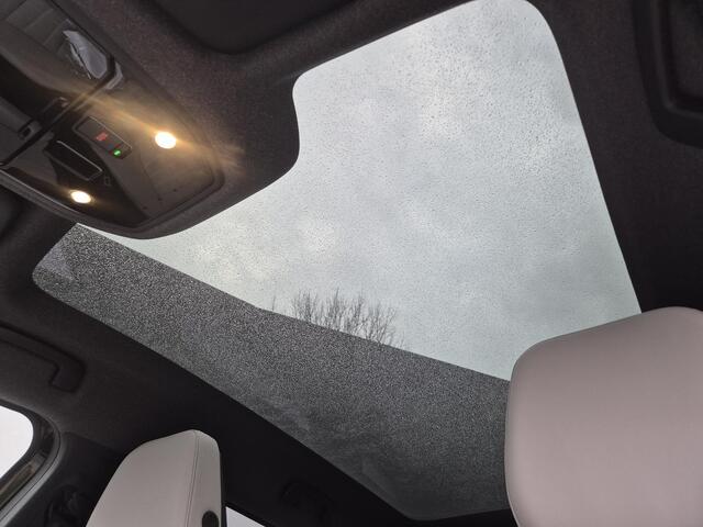 Renault ESPACE E-Tech full hybrid 200 iconic 7p. Automaat / 7 Persoons / Fabrieksgarantie tot 02-2027 / Dealer onderhouden / Allseason banden / Pack Harman Kardon premium sound / Pack Advanced Drive Assist / Panoramadak / Elektrische achterklep /