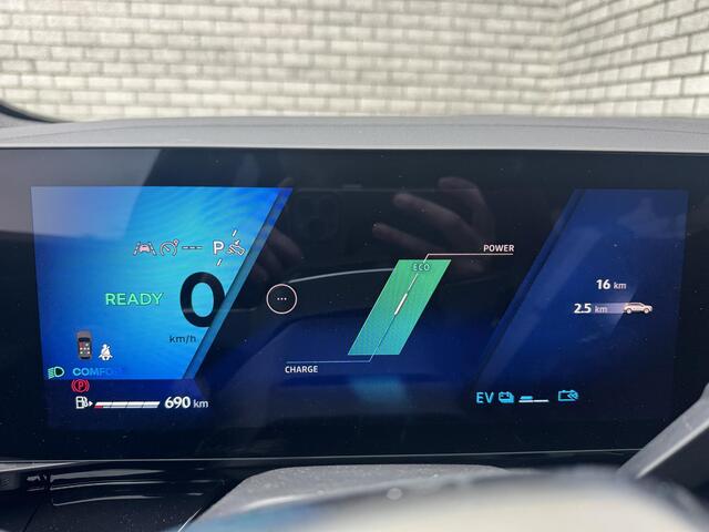 Renault ESPACE E-Tech full hybrid 200 Techno 7p. | Stoel + stuurverwarming | Panoramadak | El. Achterklep | Voorruitverwarming |