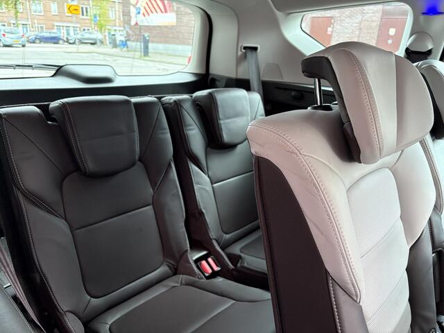 Renault ESPACE 1.6 dCi Initiale Paris 7p. FULL OPTIONS/DEALER OND./TOPSTAAT
