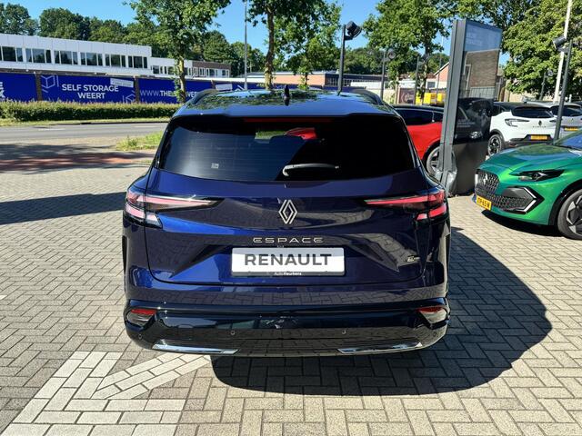 Renault ESPACE E-Tech full hybrid 200 iconic 7p. Renault Espace E-Tech Hybrid 200 iconic 7p. | Panorama dak | Uit voorraad leverbaar |