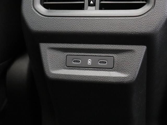 Renault ESPACE E-Tech full hybrid 200pk esprit Alpine 5p. | Vijf jaar garantie | 4Control | Elek. bedienbare achterklep | Gelamineerde zijramen |