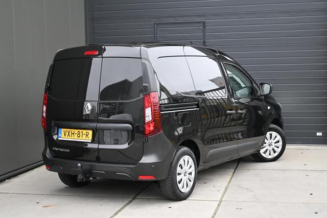 Renault EXPRESS 1.5 dCi 75 Comfort + | CAMERA | NAVI | LEDERE STOELHOEZEN | TREKHAAK | APPLECARPLAY/ANDROIDAUTO | AIRCO | CRUISE CONTROL | LAADRUIMTE INRICHTING | ALL-SEASONBANDEN | PDC
