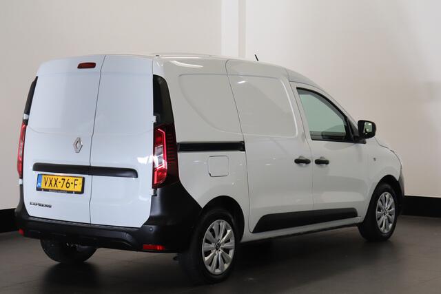 Renault EXPRESS 1.5 dCi EURO 6 - Airco - Cruise - PDC - ¤ 12.950,- Excl.