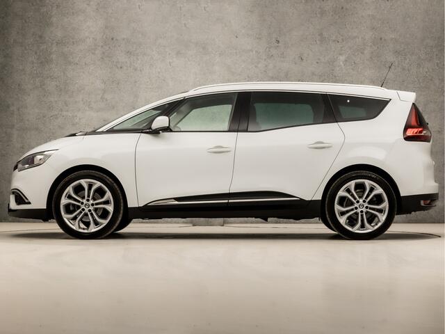 Renault GRAND SCENIC 1.2 TCe Deluxe 7 Persoons (PANORAMADAK, APPLE CARPLAY, VIRTUAL COCKPIT, NAVIGATIE, CLIMATE, STOELVERWARMING, SPORTSTOELEN, GETINT GLAS, CRUISE, NIEUWE APK, NIEUWSTAAT)