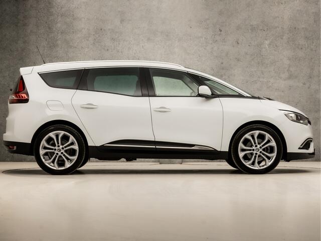 Renault GRAND SCENIC 1.2 TCe Deluxe 7 Persoons (PANORAMADAK, APPLE CARPLAY, VIRTUAL COCKPIT, NAVIGATIE, CLIMATE, STOELVERWARMING, SPORTSTOELEN, GETINT GLAS, CRUISE, NIEUWE APK, NIEUWSTAAT)