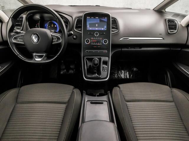 Renault GRAND SCENIC 1.2 TCe Deluxe 7 Persoons (PANORAMADAK, APPLE CARPLAY, VIRTUAL COCKPIT, NAVIGATIE, CLIMATE, STOELVERWARMING, SPORTSTOELEN, GETINT GLAS, CRUISE, NIEUWE APK, NIEUWSTAAT)