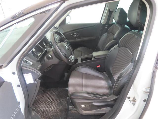 Renault GRAND SCENIC 1.3 TCe Bose 7-Persoons, Navigatie, Trekhaak,