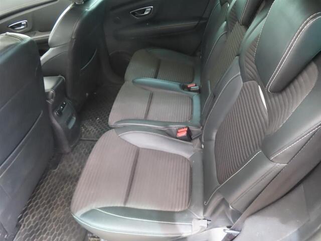 Renault GRAND SCENIC 1.3 TCe Bose 7-Persoons, Navigatie, Trekhaak,