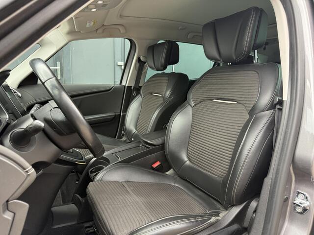 Renault GRAND SCENIC 1.3 TCe Bose 7p. / Trekhaak (1850 KG trekgewicht) / Panoramadak / Head Up Display / Cruise Control / Apple Carplay / Navigatie / Achteruitrijcamera / Dode Hoek Detectie