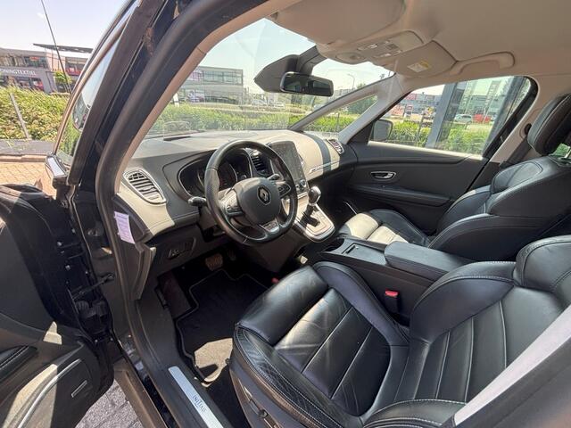 Renault GRAND SCENIC 1.3 TCe 160 pk Automaat Initiale Paris | Trekhaak | Leder |