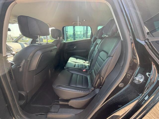 Renault GRAND SCENIC 1.3 TCe 160 pk Automaat Initiale Paris | Trekhaak | Leder |