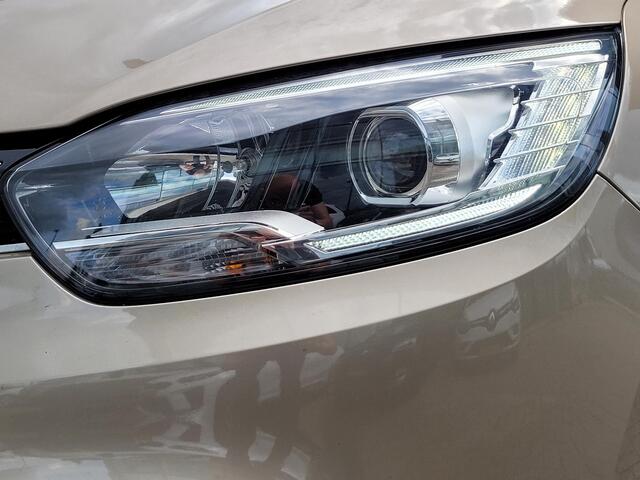 Renault GRAND SCENIC 1.2 TCe Intens | Dealer Onderhouden | Trekhaak (1850KG) | Groot Navi | Parkeerhulp V+A | 1e Eigenaar