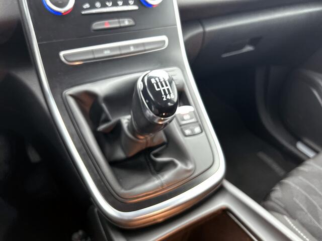 Renault GRAND SCENIC 1.3 TCe Limited / Navi / Airco / Cruise-ctr. / Keyless / Pdc v+a / Airco / 20" Lmv / Apk 06-2026