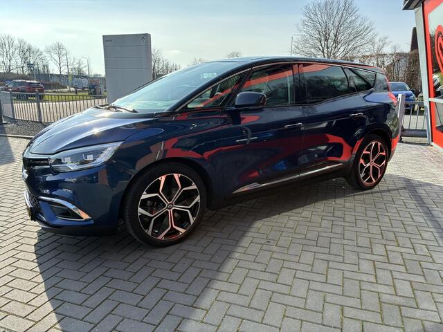 Renault GRAND SCENIC 1.3 TCe Intens 7p. Trekhaak/Parkeersensoren voor en achter