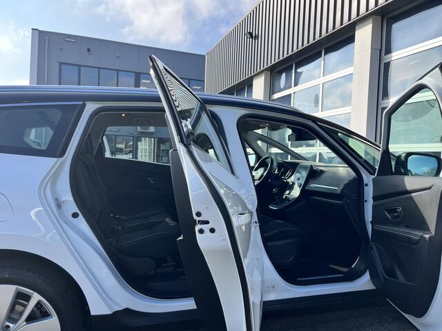 Renault GRAND SCENIC 1.3 TCe Limited Airco Cruise control Parkeersensoren achter Telefoonverbinding Stuurwielbediening 5-Persoons Navigatiesysteem