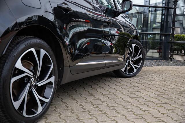 Renault GRAND SCENIC 1.2 TCe Bose , Trekhaak, Achteruitrijcamera,