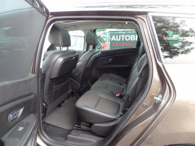 Renault GRAND SCENIC 1.5 dCi Intens Hybrid Assist