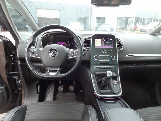 Renault GRAND SCENIC 1.5 dCi Intens Hybrid Assist