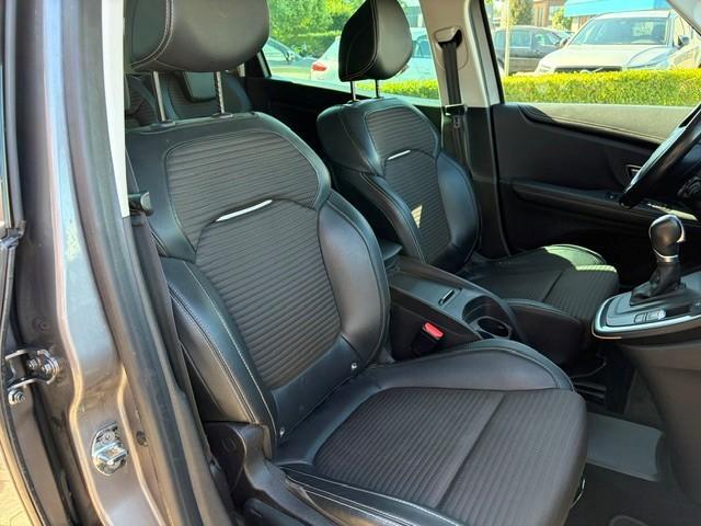 Renault GRAND SCENIC 1.3 TCe 140 EDC Bose Automaat