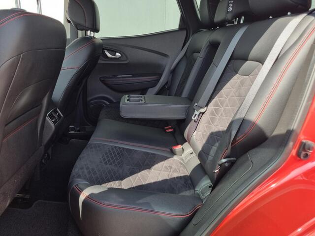 Renault KADJAR 1.3 TCe Black Edition Automaat / Trekhaak (Afneembaar) / Panoramadak / Bose Audio / Navigatie / Cruise Control / Stoelverwarming
