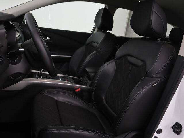 Renault KADJAR 1.3 TCe Techno | Automaat | Stoelverwarming | Trekhaak | Carplay | Camera | Half leder | Keyless | Full LED