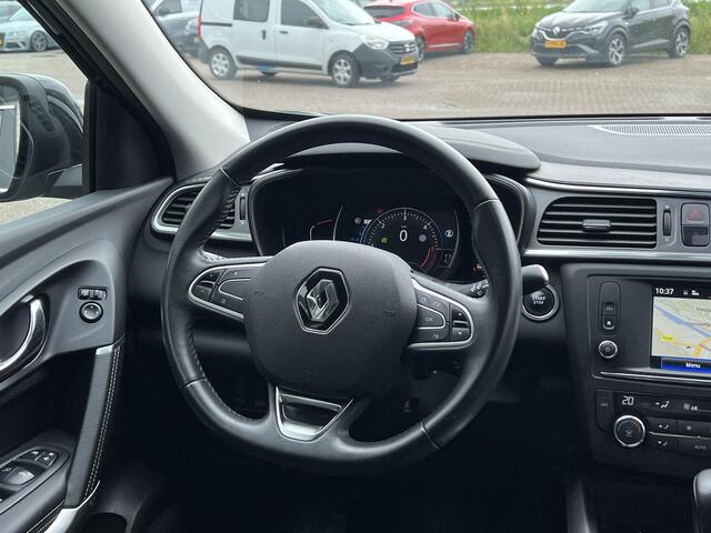 Renault KADJAR 1.5 dCi Intens | Trekhaak | 100% dlr onderhouden | Navigatie | Parkeersensoren | Cruise Control | Lichtmetaal | Climate Control | Key-less |