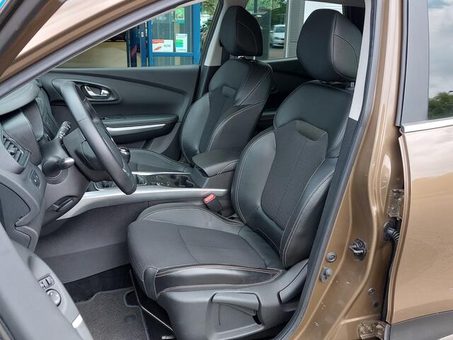 Renault KADJAR 1.2 TCe 131pk Intens Pack-Tech | Navi | Clima | Cruise | Keyless Entry | Pdc V+A+Assist+Camera | Dodehoek+Rijstrook+Licht+Regensensor | Mistlampen | Privacy Glass | 17''lm