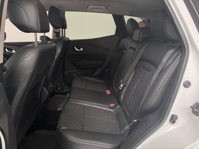 Renault KADJAR 1.3 TCe Zen | Navigatie | Cruise Control Adaptief | Parkeersensoren voor en achter |