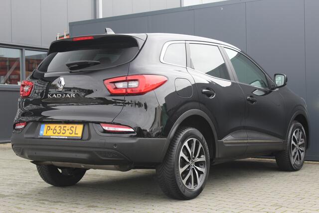 Renault KADJAR 1.3 TCe Equilibre | Incl. 12 maanden garantie | Achteruitrijcamera | Parkeersensoren | Lichtmetalen velgen | Bluetooth | Climate control | Navigatie | Cruise control