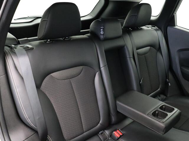 Renault KADJAR 1.2 TCe Intens | automaat | Half leder | Achteruitrij camera | Trekhaak |