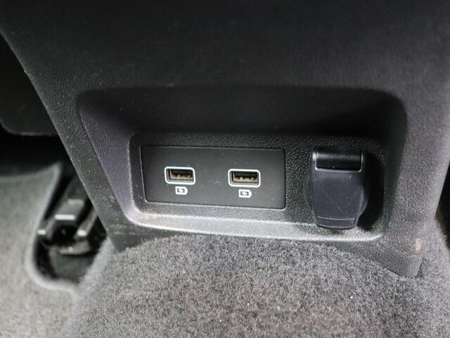 Renault KADJAR 1.3 TCe Zen | Parkeersensoren achter | Stoelverwarming | lichtmetalen velgen | climate control |