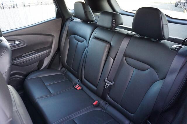 Renault KADJAR 1.2 TCe Bose LUXE | TREKHAAK | ALL - SEASONS | 19" LMV