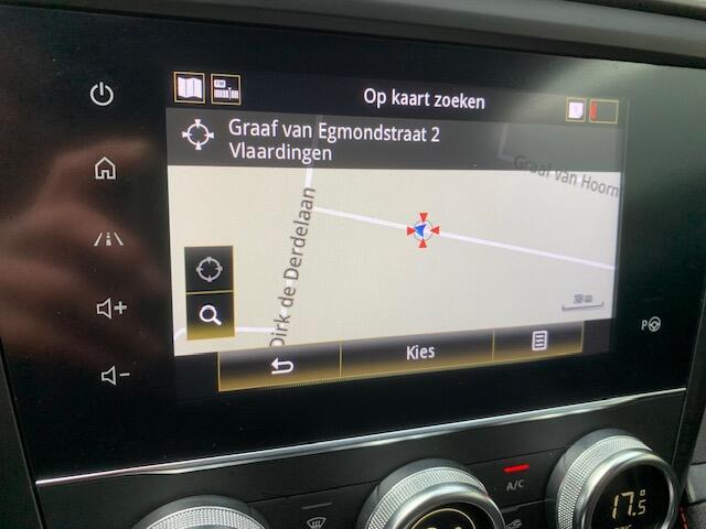 Renault KADJAR 1.3 TCe Black Edition, afneembare trekhaak + winterbandenset.