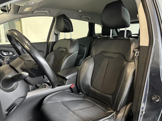 Renault KADJAR 1.6 TCe 160 Bose TREKHAAK 1800KG TREKGEWICHT | ACHTERUITRIJCAMERA | STOEL-/VOORRUITVERWARMING | PREMIUM AUDIO | ALL-SEASON BANDEN