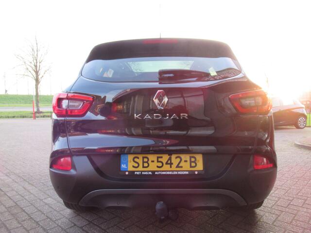 Renault KADJAR 1.2 TCe Bose | Clima-Airco | Navigatie | Parkeercamera | Incl. BOVAG Garantie | Trekhaak | Bluetooth |