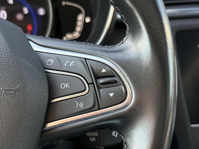 Renault KADJAR 1.3 TCe Intens / Automaat / Cruise Control / Climate Control / Panoramadak / Navigatie / Camera / All-Season banden / Origineel Nederlands - NAP