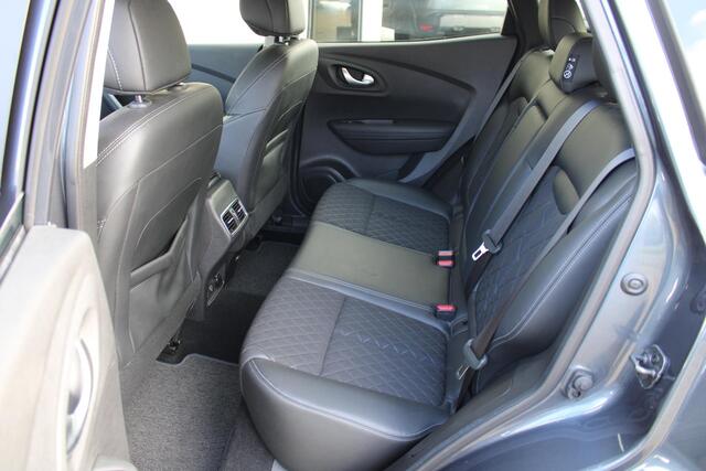 Renault KADJAR 1.3 TCe Intens | Adaptieve cruise control | Stoelverwarming | Trekhaak | Achteruitrij camera