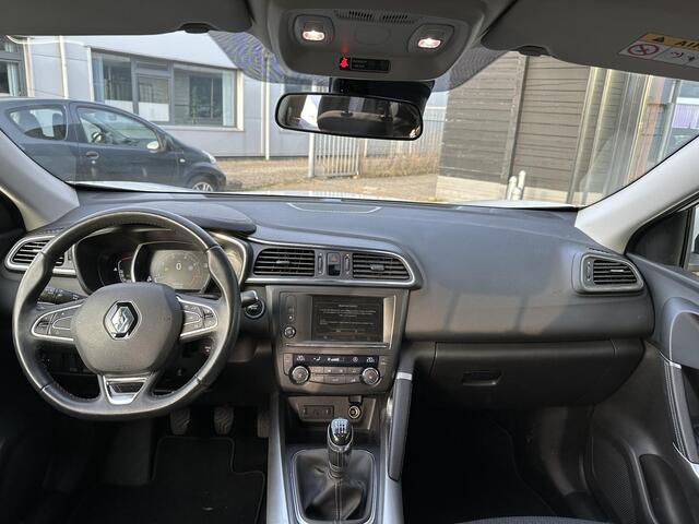 Renault KADJAR 1.2 TCe Intens 131PK | ZEER NETTE STAAT | NL AUTO | Trekhaak | Onderhoudshistorie | Parkeersensoren Voor en Achter | Navigatie | 2 Sleutels |