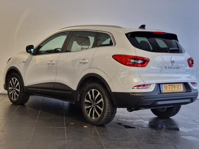 Renault KADJAR 1.3 TCe Limited ALL SEASON | NAVIGATIE | PARKEERSENSOREN VOOR&ACHTER |