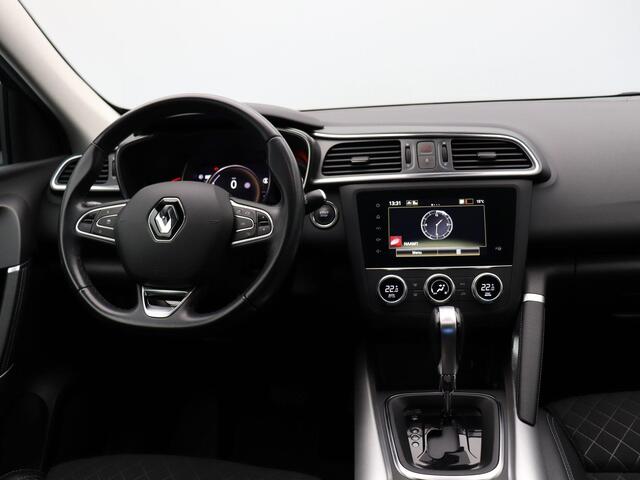Renault KADJAR 158pk TCe Intens Achteruitrijcamera | Climate control | Apple Carplay/Android Auto | Cruise control | LED Koplampen | Lichtmetalen velgen 17" | Parkeersensor voor/achter |