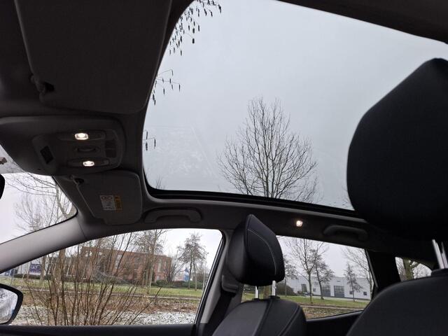 Renault KADJAR 1.2 TCe Bose 130pk Automaat Panorama dak | Climate control | Navigatie