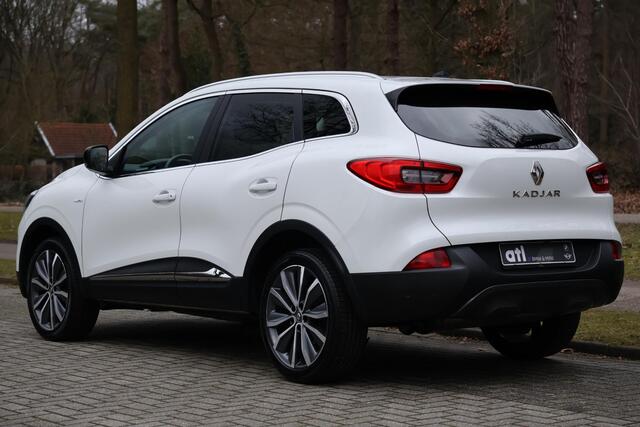 Renault KADJAR 1.2 TCe Bose Bose | Navi | Stoelverwarming | Klima | Led Pure Vision | Achteruitrijcamera | Lichtmetalen velgen | Bluetooth | Etc.