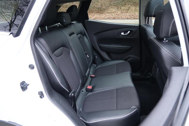 Renault KADJAR 1.2 TCe Bose Bose | Navi | Stoelverwarming | Klima | Led Pure Vision | Achteruitrijcamera | Lichtmetalen velgen | Bluetooth | Etc.