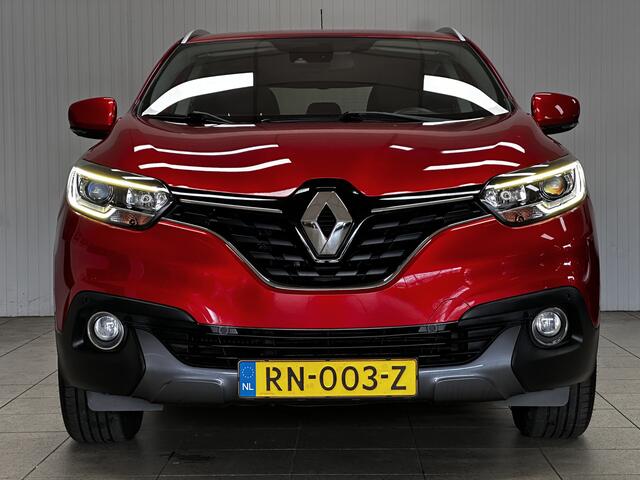 Renault KADJAR 1.2 TCe Intens/ Trekhaak/ Camera/ Apple + Android/ Lane-Assist./ 17'' LMV/ DAB+/ PDC V+A/ Extra getint glas/ Dode-Hoek DET./ Navi/ Clima/ Cruise/ Bluetooth/ Multi. LEDER. Stuur/ Mistl./ Chroom/ Dakrails.