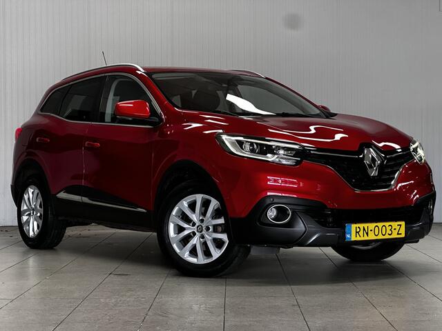 Renault KADJAR 1.2 TCe Intens/ Trekhaak/ Camera/ Apple + Android/ Lane-Assist./ 17'' LMV/ DAB+/ PDC V+A/ Extra getint glas/ Dode-Hoek DET./ Navi/ Clima/ Cruise/ Bluetooth/ Multi. LEDER. Stuur/ Mistl./ Chroom/ Dakrails.