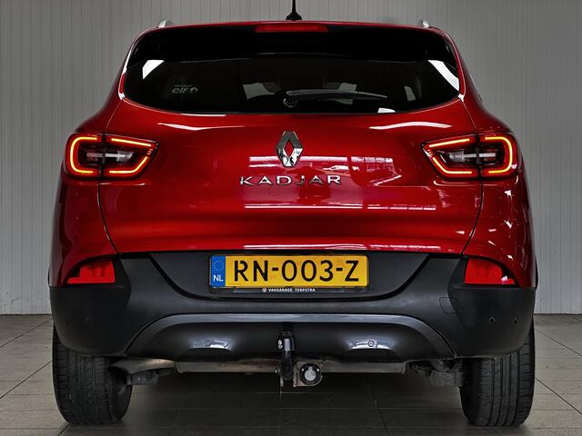 Renault KADJAR 1.2 TCe Intens/ Trekhaak/ Camera/ Apple + Android/ Lane-Assist./ 17'' LMV/ DAB+/ PDC V+A/ Extra getint glas/ Dode-Hoek DET./ Navi/ Clima/ Cruise/ Bluetooth/ Multi. LEDER. Stuur/ Mistl./ Chroom/ Dakrails.